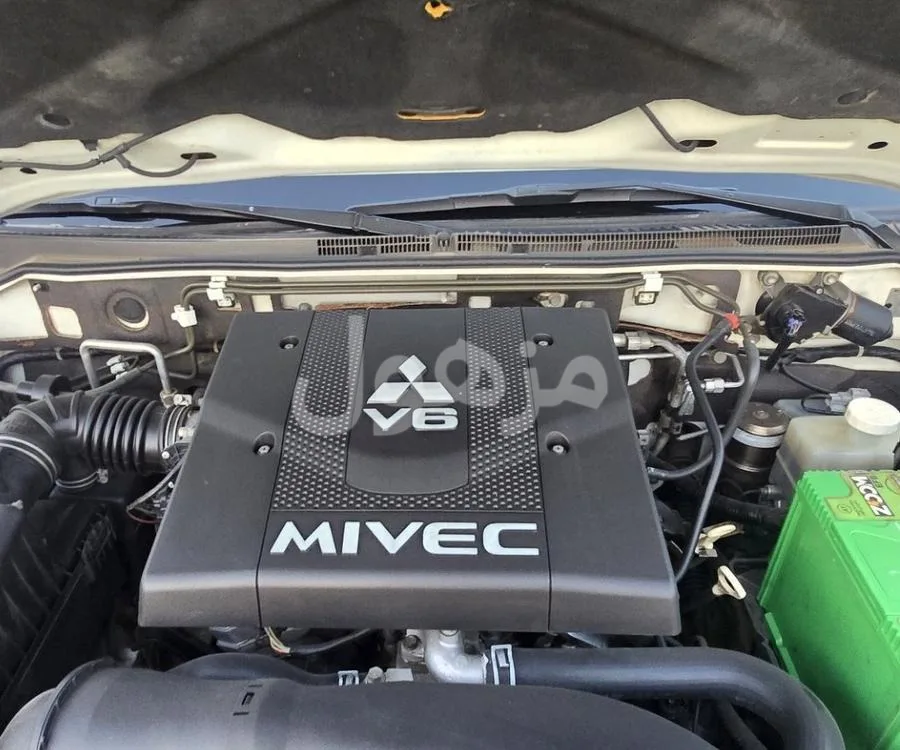 Pajero engine model 2015. 2016. 2017