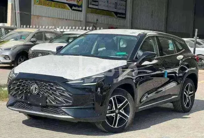 ام جي ون 2024 نص فل قوة 181 حصان دفع أمامي - جدة