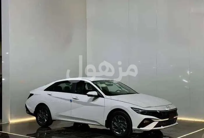 Hyundai Elantra 2026 Smart, 16-inch Wheels, LED Lights, FWD - Jeddah