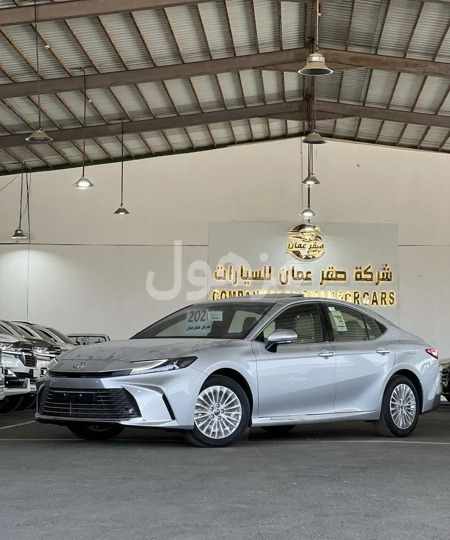تويوتا كامري 2026 نص فل LE فتحة سقف - احد رفيده