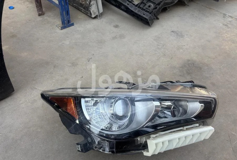 Infiniti Q lights 2016-2017-2018