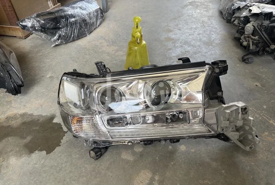 Jeep Land Cruiser lights 2016-2020 original