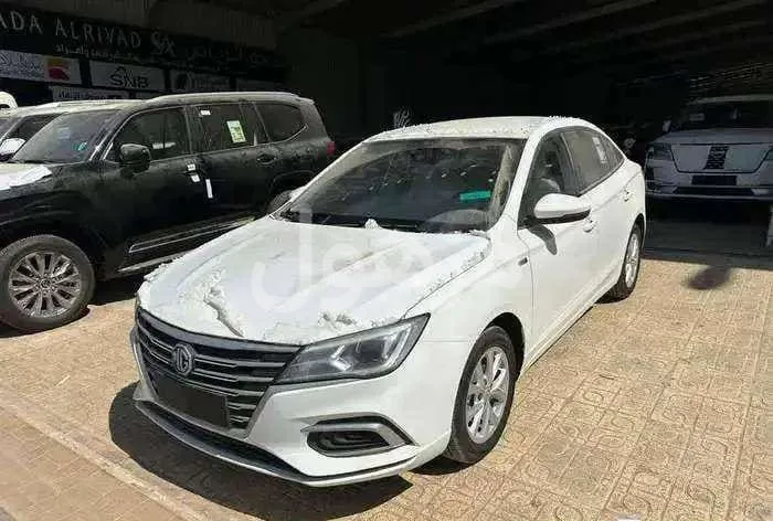 ام جي MG 5 ستاندر موديل 2025 جديد - جدة