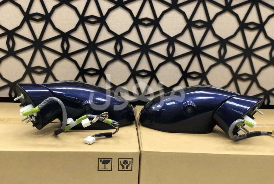 2020 ES350 full option mirrors, navy blue.