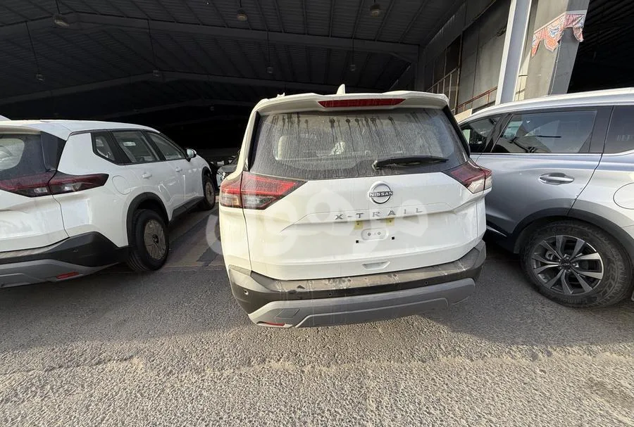 Nissan X-Trail standard 5 seater without 4x4 model 2026