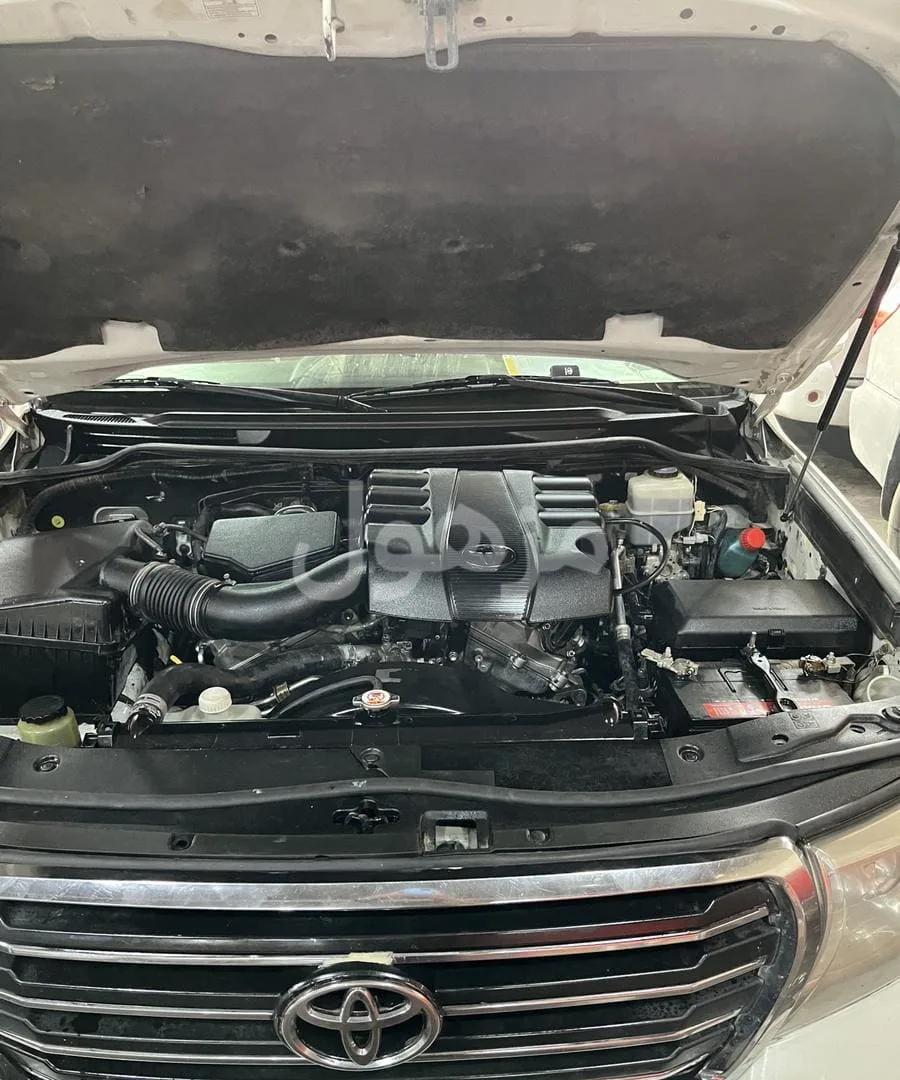 Lexus LX engine, Saudi engines.