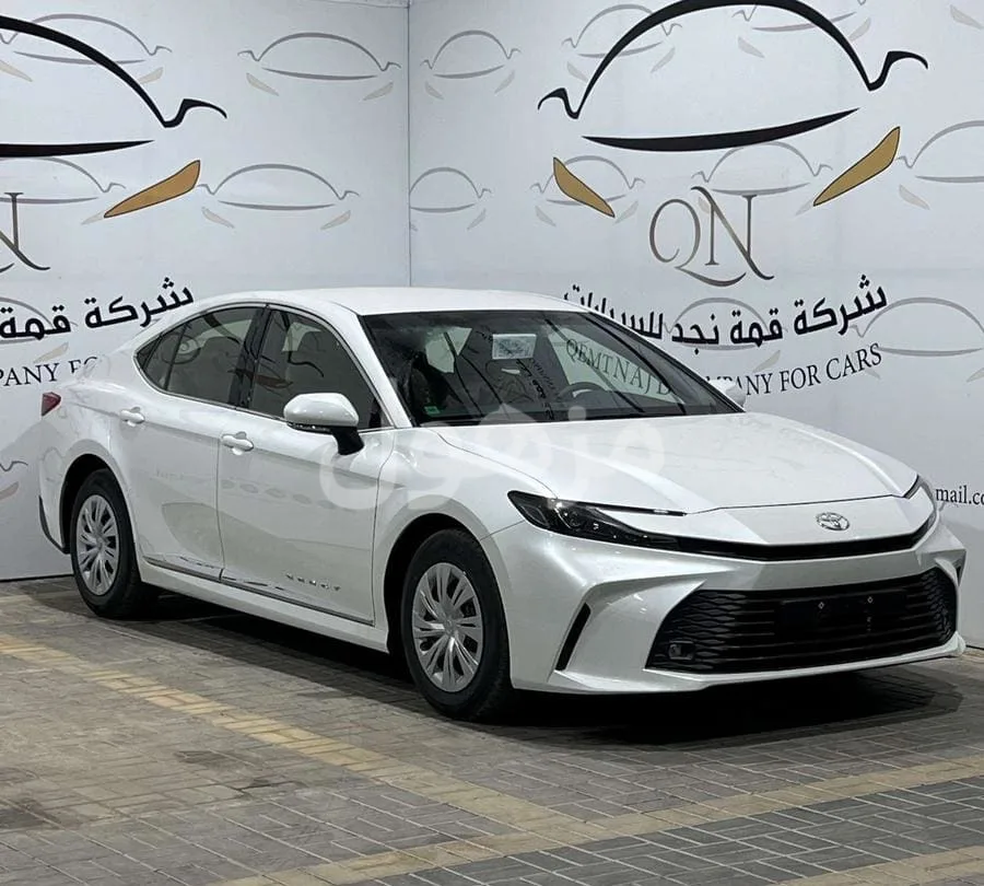 Toyota Camry E standard petrol Taiseer Al-Sayer 2026
