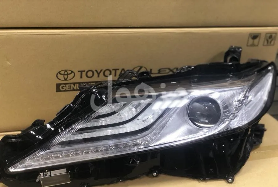 2022 Grandy left Camry headlight