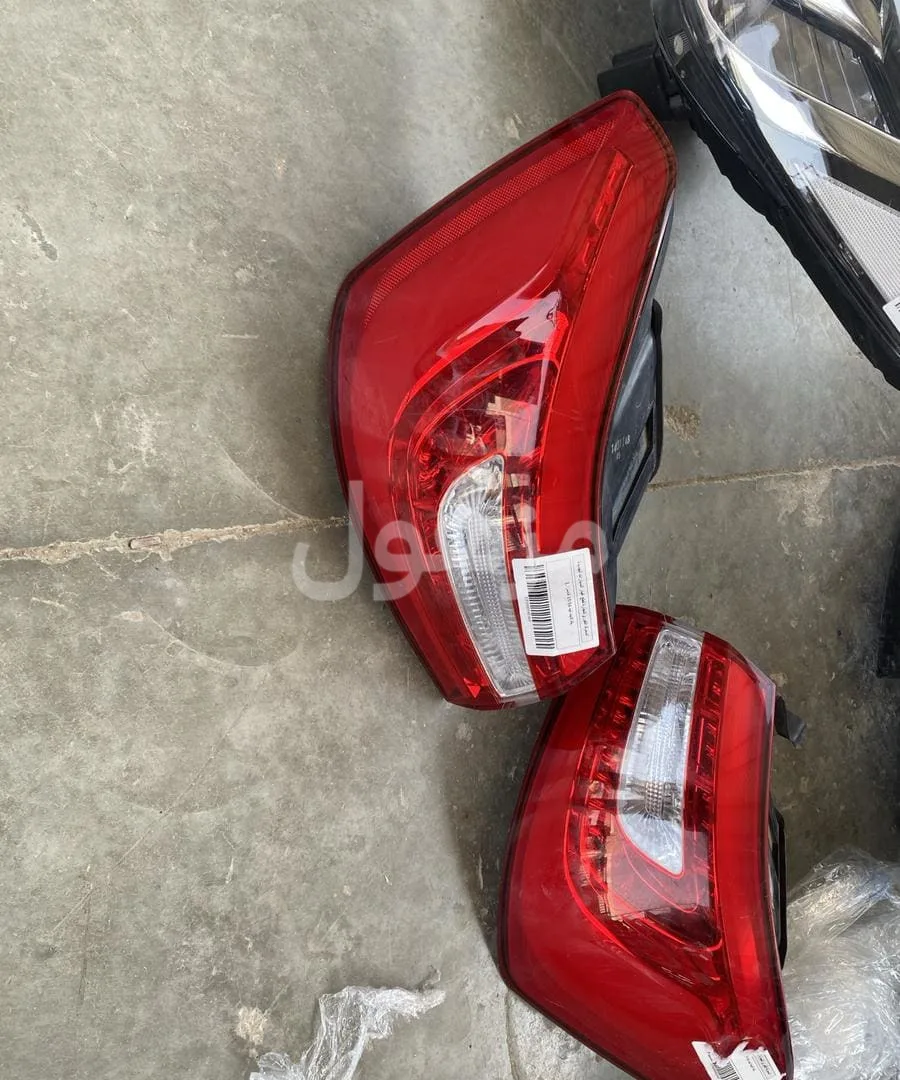 Rear bumper lights for Cadenza 2014-2016, Saudi dealer.