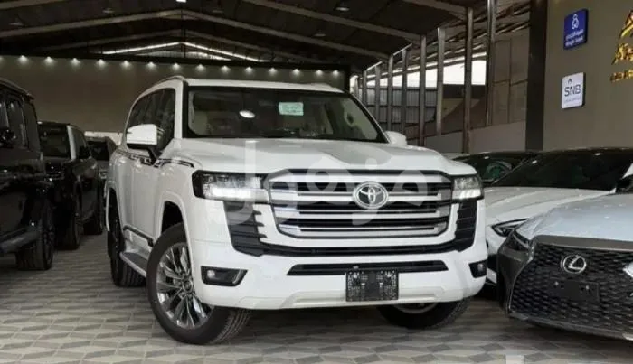 تويوتا لاندكروزر GXR4 2026 بنزين جديد - الرياض