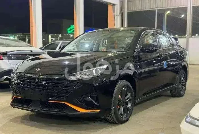 دونج فينج شاين E1 2026 جديد محرك 1.5 وحساسات خلفية - جدة