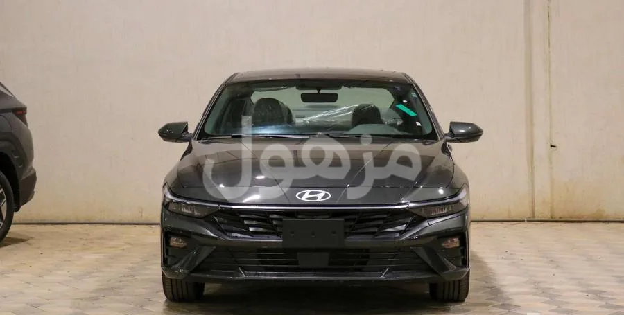 Hyundai Elantra 2026 Smart, Apple CarPlay, Camera - Riyadh