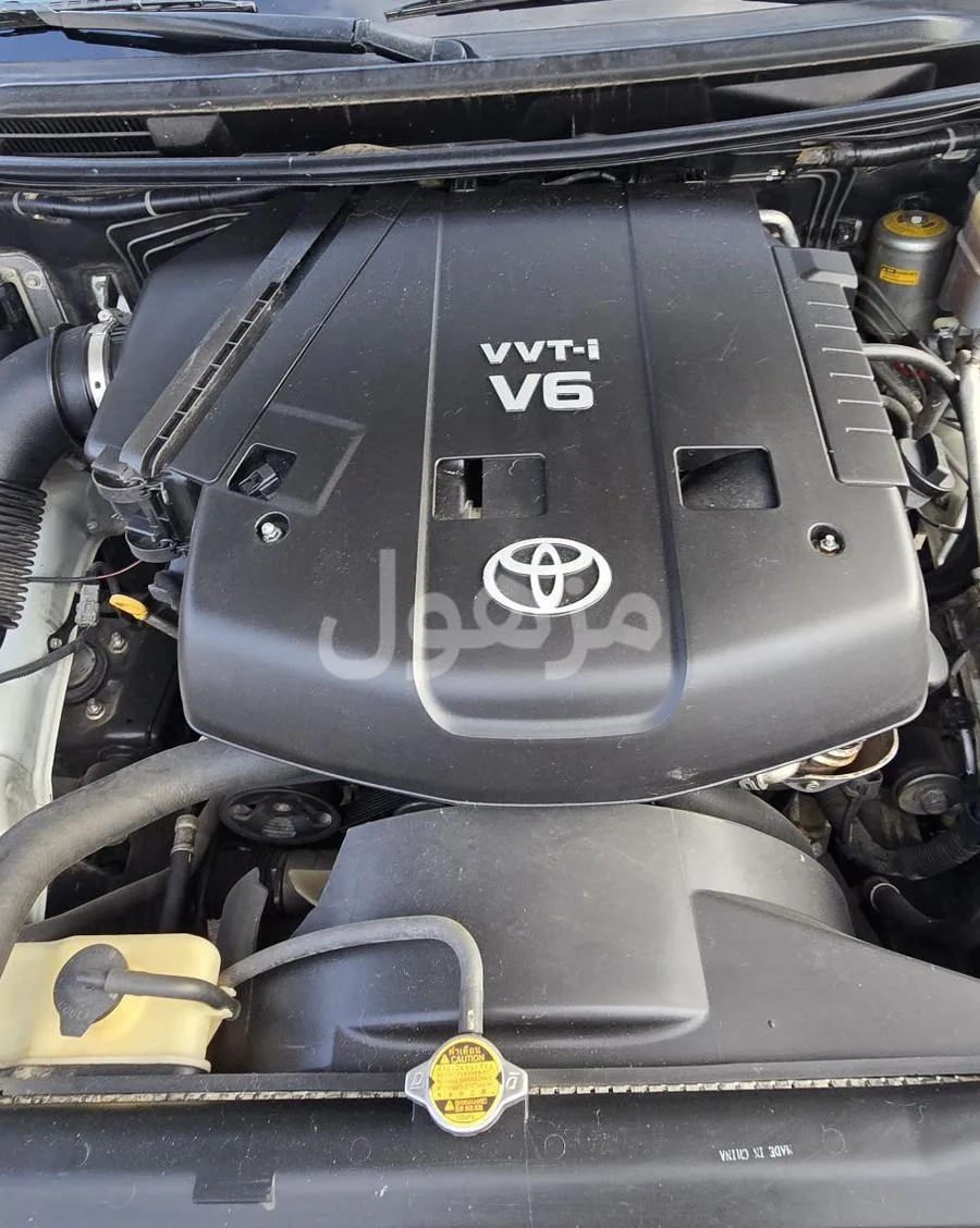 Land Cruiser pickup engine, model 2017