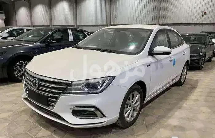 ام جي MG5 ستاندر 2025