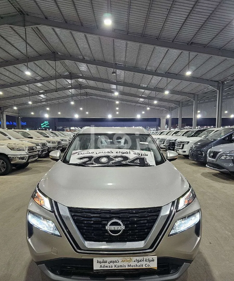 نيسان اكستريل 2024 محرك 2500 سي سي جير CVT