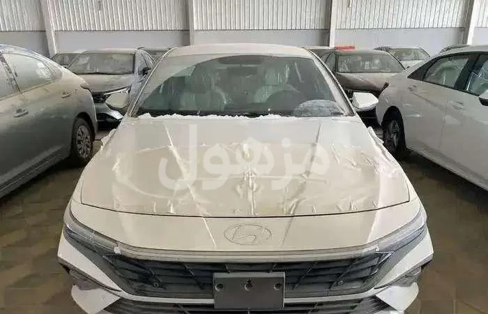 Hyundai Elantra 2026 Smart, Screen and Rear Camera - Jeddah