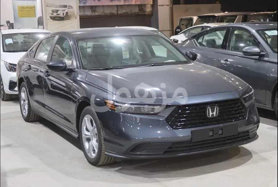 هوندا اكورد 2025 ستاندر شاشة ودعم آبل كاربلاي - الدمام