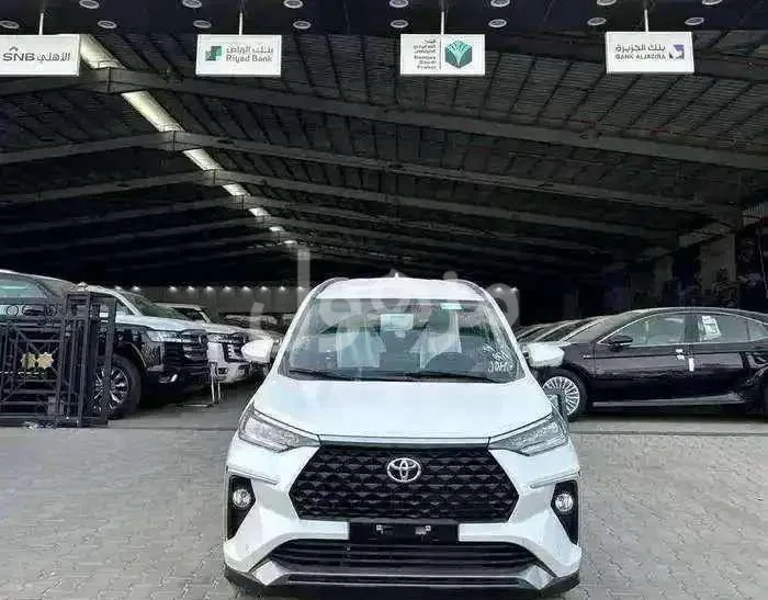تويوتا فيلوز 2026 GLX جديد بنزين - الرياض - رقم الإعلان E68E68