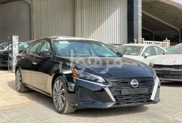 نيسان التيما نص فل SV موديل 2026