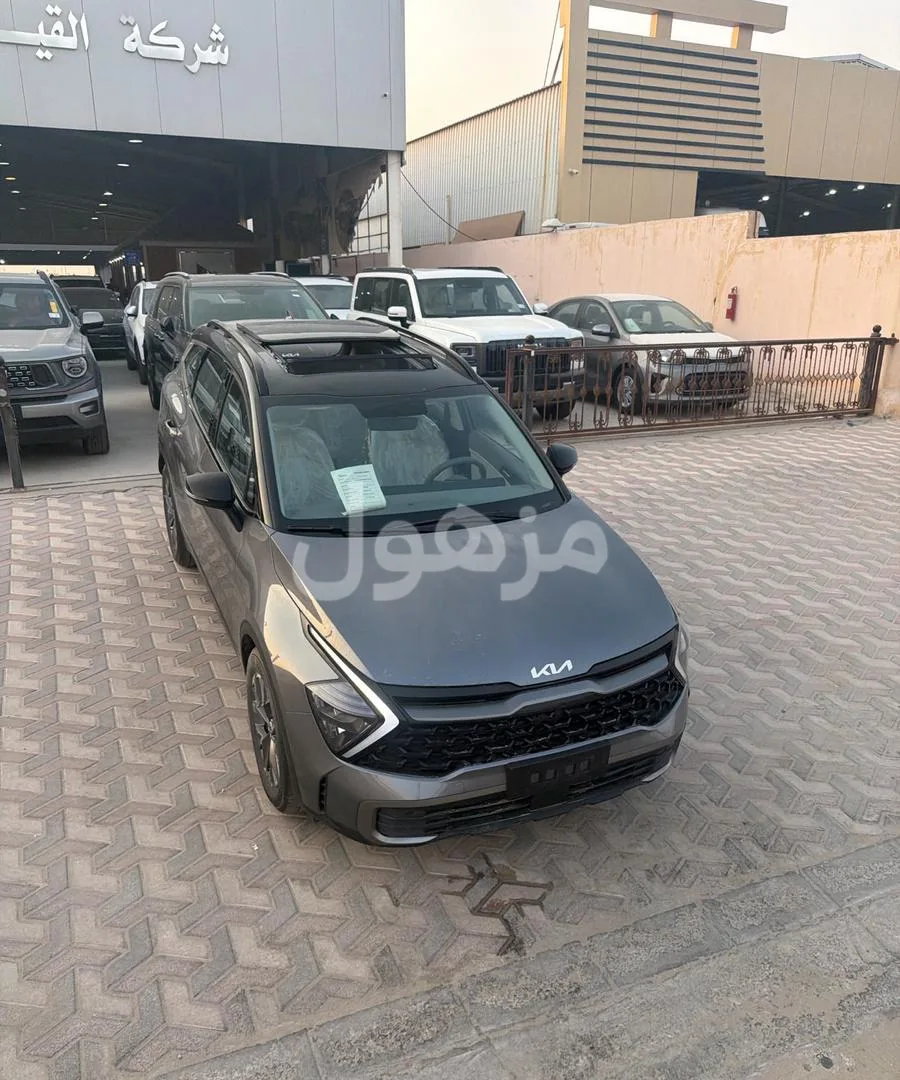 Kia Sportage 2026, Mid Option, 18-inch Wheels, Front and Rear Sensors - Dammam
