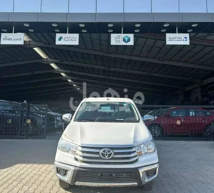 تويوتا هايلوكس غمارة GL 2026 ديزل قير عادي 6 سرعات - الرياض