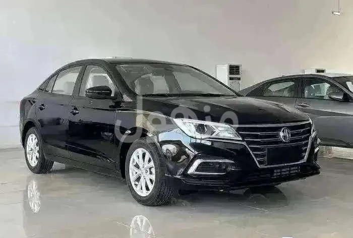 ام جي MG 5 استاندر موديل 2025. كاش واقصاد.