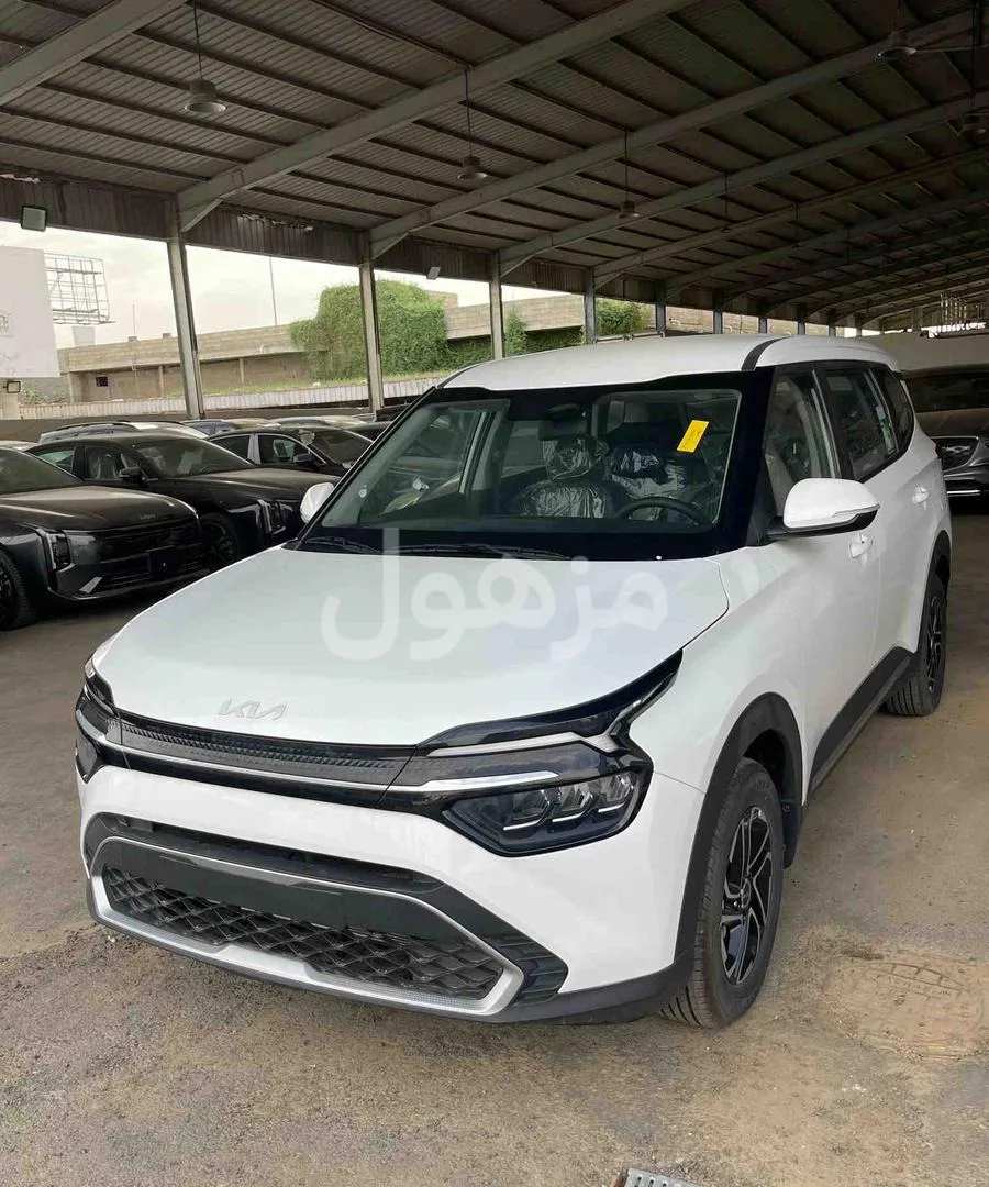 Kia Carnival 2025 mid option 7 seats fingerprint and smart entry and remote start