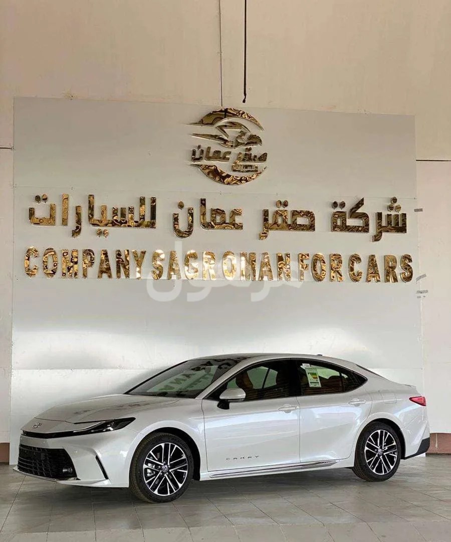 تويوتا كامري جراندي 2025 جديدة وارد الساير - احد رفيده
