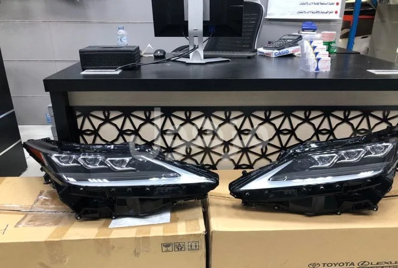 شمعات لكزس RX450 h موديل 2022 اربع عدسات