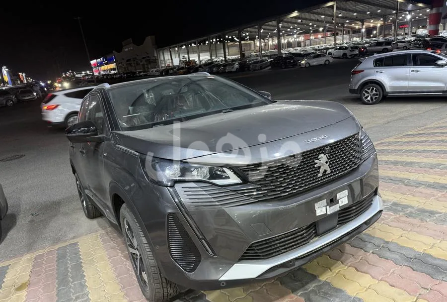 بيجو 3008 GT لاين 2025 فل كامل شاشة وكاميرا - جدة