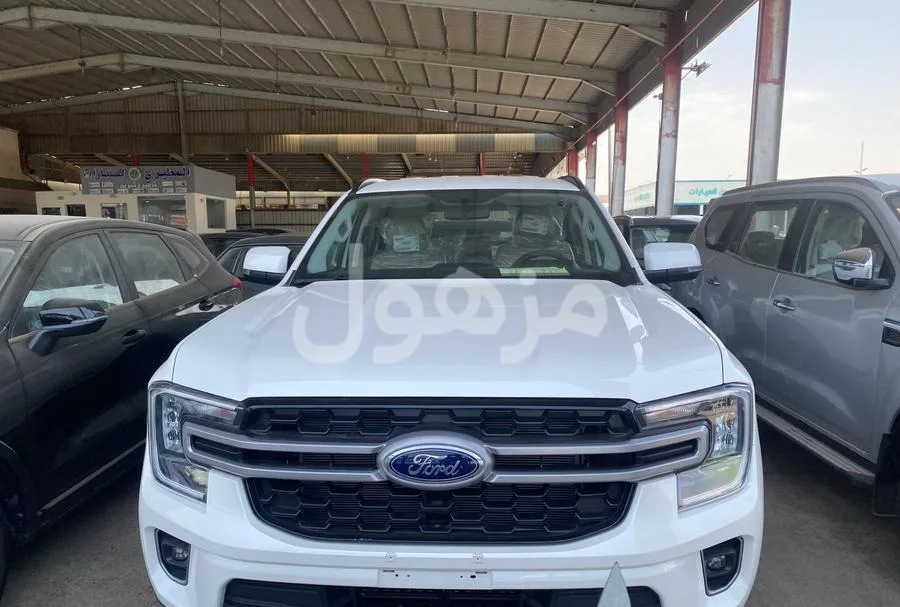 Ford Everest XLS model 25 Saudi cash and installments lowest price