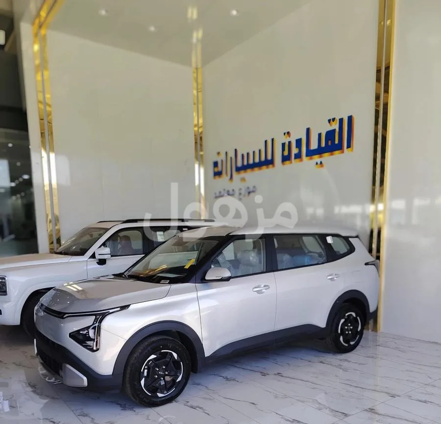 Kia Carens standard 2026 special offers on cash and financing
