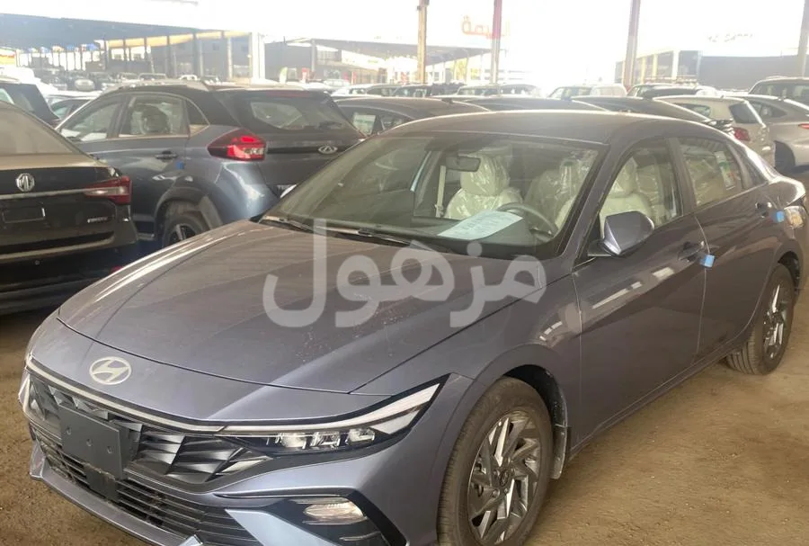 Hyundai Elantra 2026 Smart Plus, Rear Camera, Cruise Control - Jeddah
