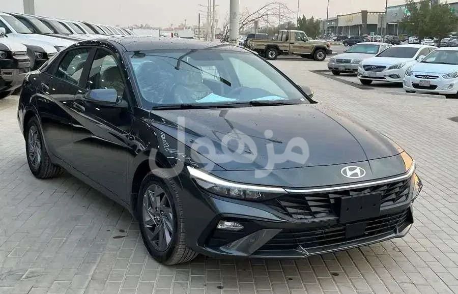 Hyundai Elantra 2026 Smart, Sensors and Rear Camera - Riyadh