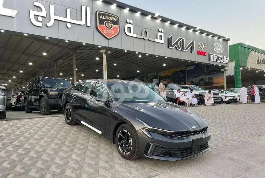 كيا K5 2026 نص فل بانوراما جلد وكالة - الدمام