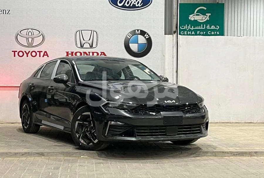 كيا K5 2026 ستاندرد نص فل بانوراما - الرياض