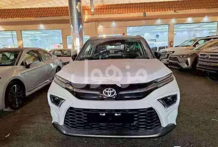 تويوتا اوربان كروزر 2026 ستاندر وفل كامل قير اوتوماتيك - الرياض