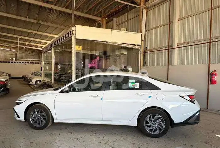 هيونداي النترا 2026 سمارت بلس شاشة وكاميرا - جدة