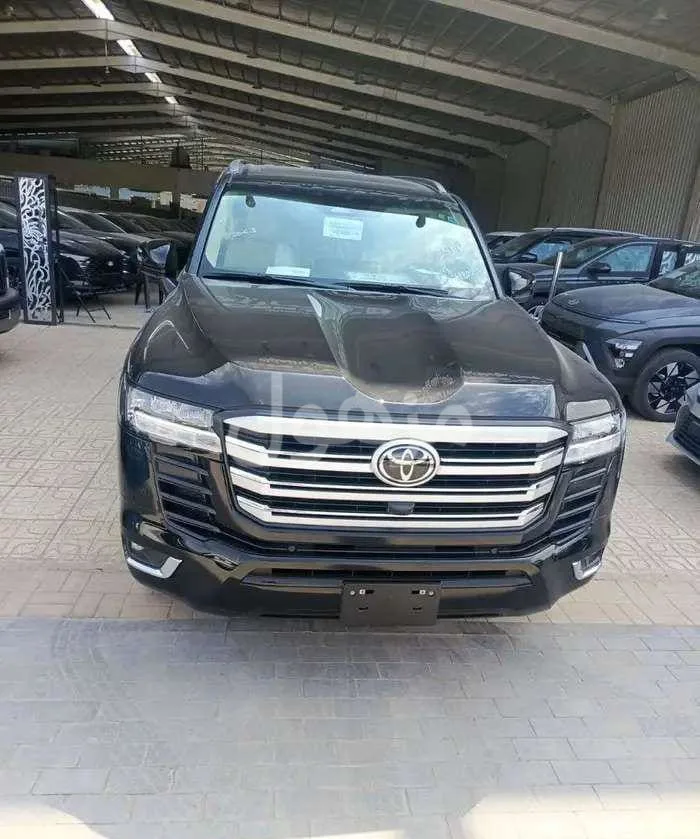 Toyota Land Cruiser GXR L4 Petrol 2026 Saudi New - Riyadh