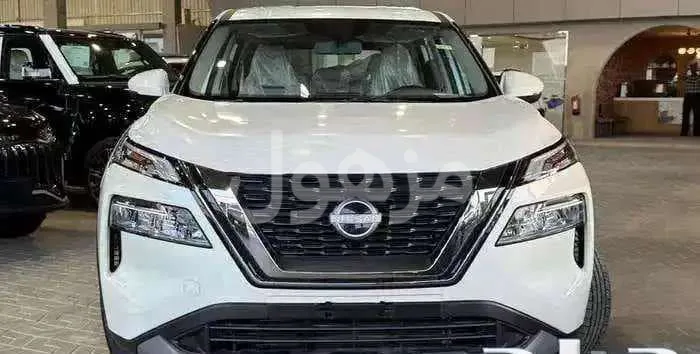 نيسان اكس تريل 2026 ستاندر جنوط 17 شاشة كاميرا - الرياض
