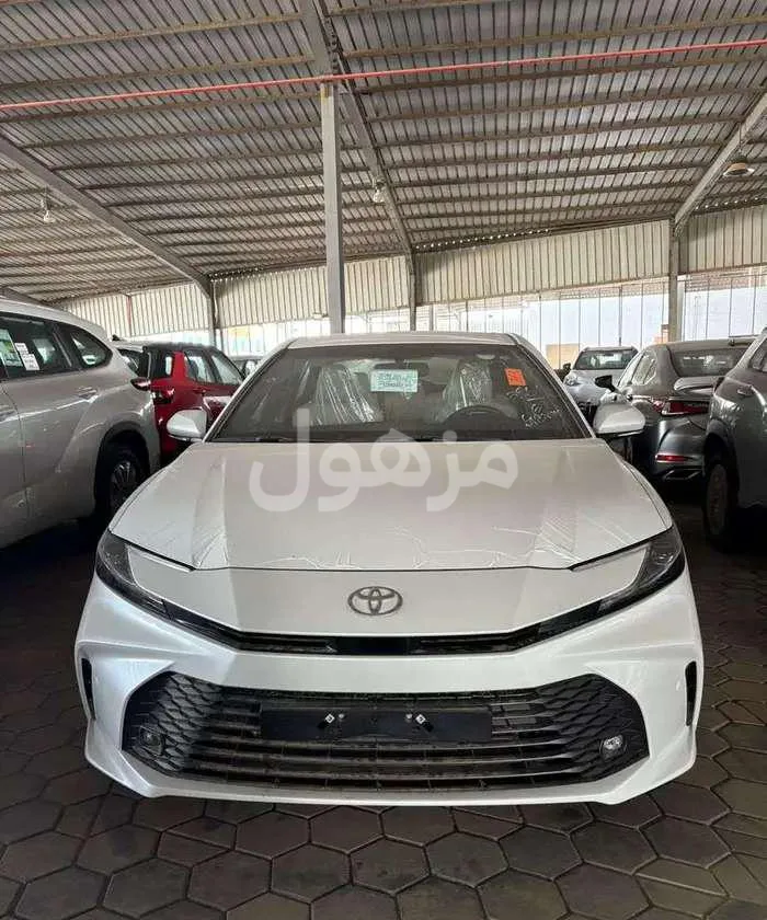 تويوتا كامري E هايبرد 2026 ستاندرد أصفار - الدمام