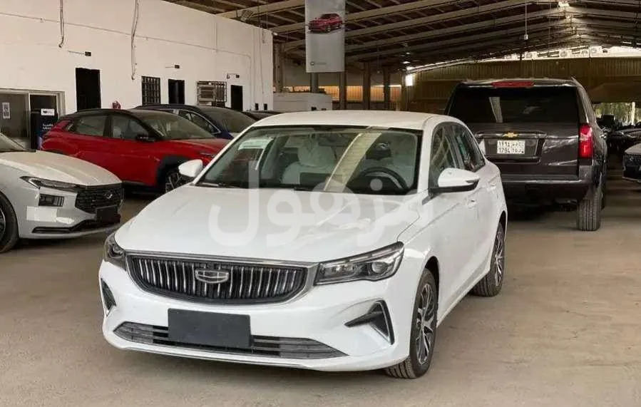 Geely Emgrand GS 2027 Standard, 8-Inch Screen, Rear Camera - Riyadh