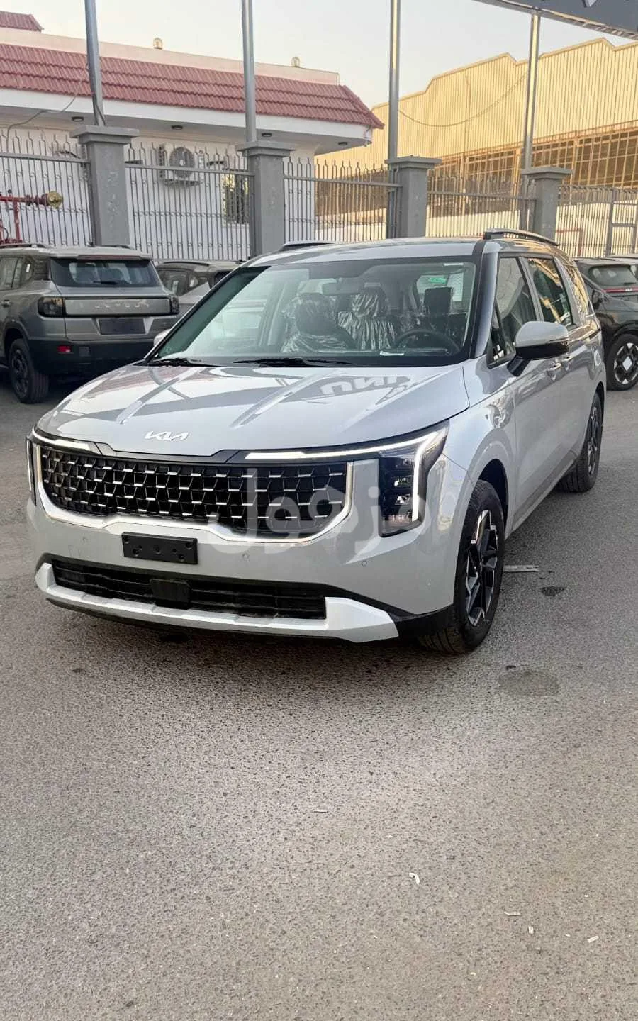 The car is a Kia Carnival, GL trim, model 2026