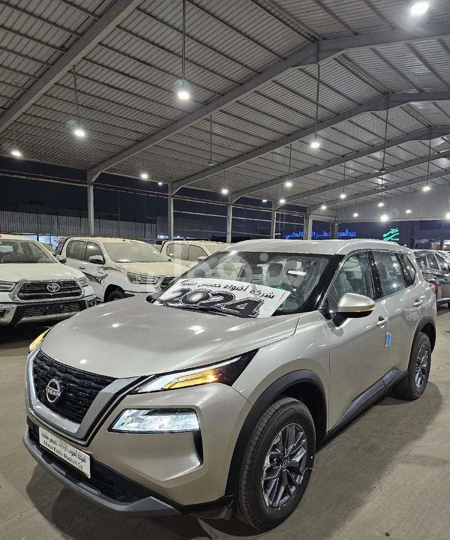 Nissan X-Trail. Model 2024 - cash and installments