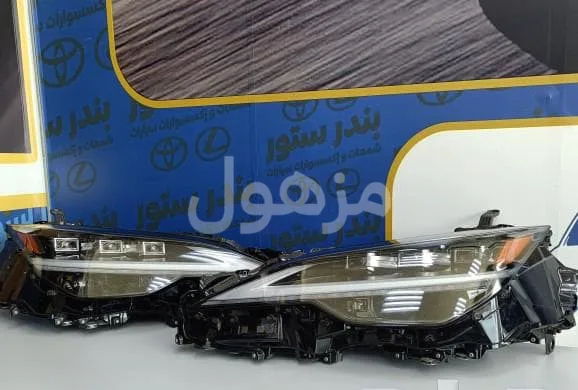 Lexus LS500 headlights