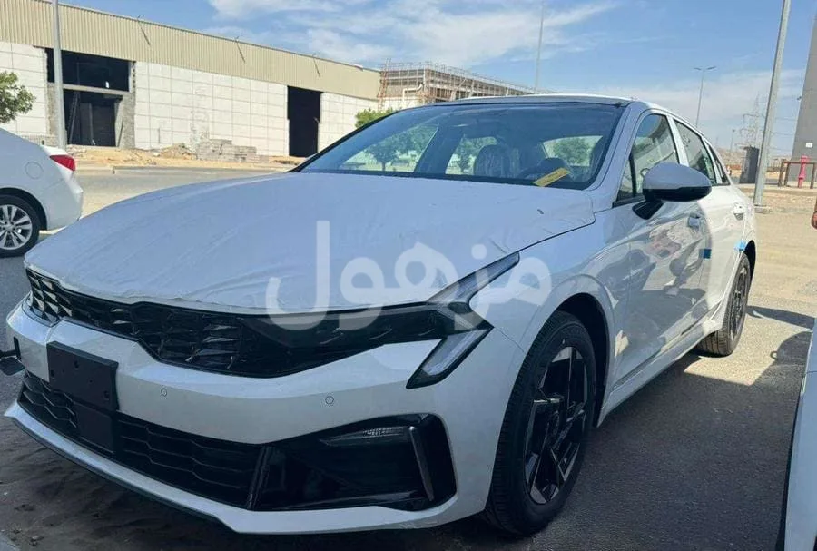 Kia 5 Standard 2026