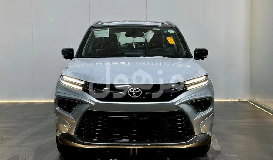 Toyota Urban GLX model 2026