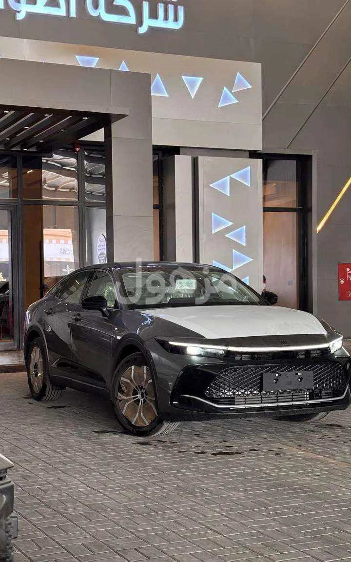 Toyota Crown 2025, Hybrid, Saudi - Riyadh