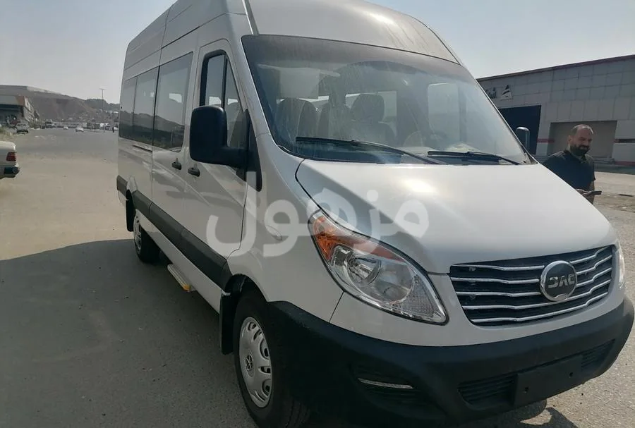 JAC Sunray 16-seater diesel manual gearbox model 2025