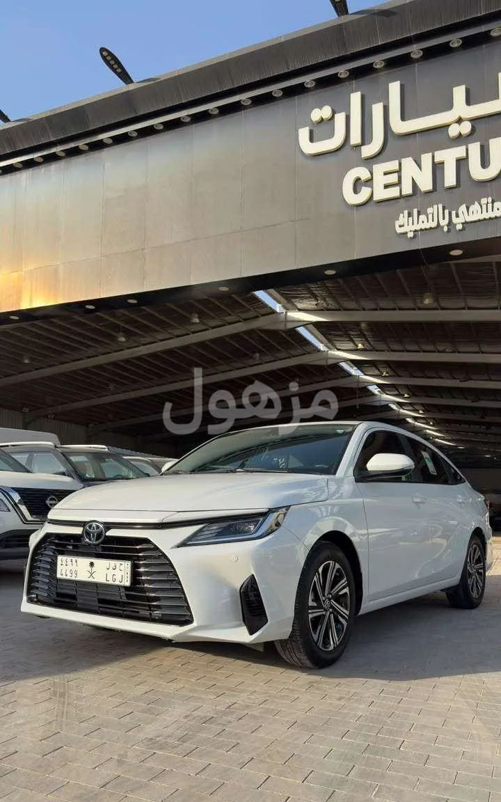 Toyota Yaris 2024, Full Option, 25,000 km - Riyadh